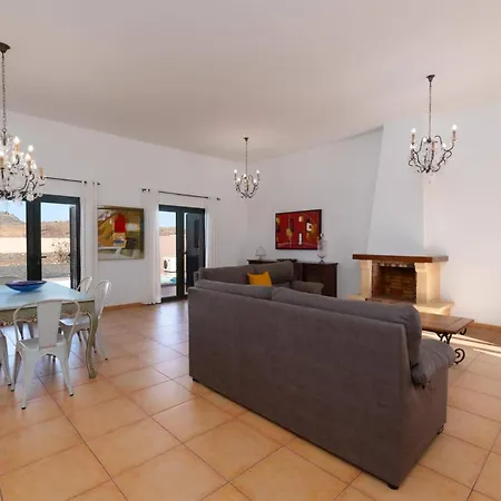 Villa Palm View By