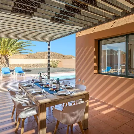 וילה Palm View By *