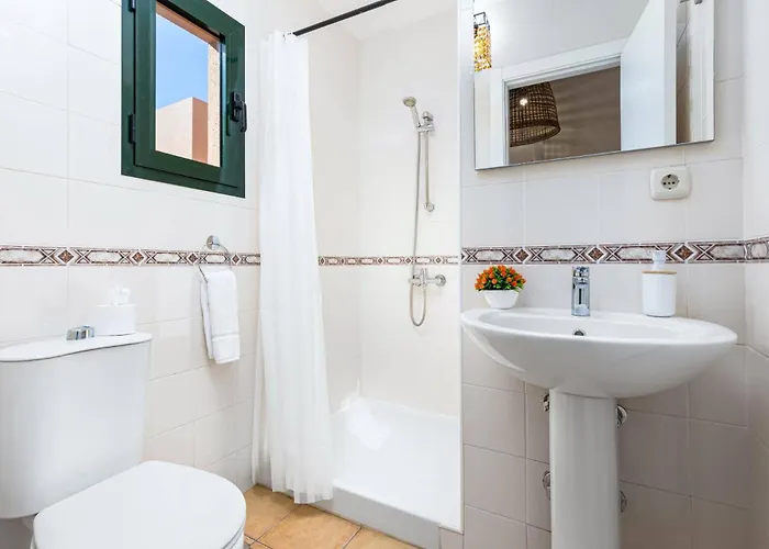 Villa Palm View By *